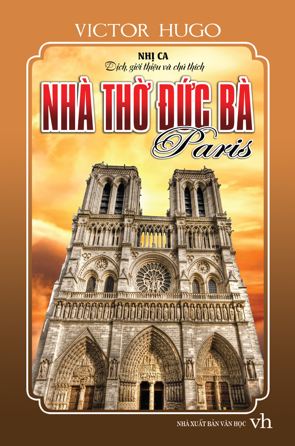 Bìa trước Nhà Thờ Đức Bà Paris